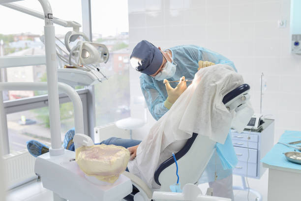 Best Emergency Gum Treatment in Galesburg, IL